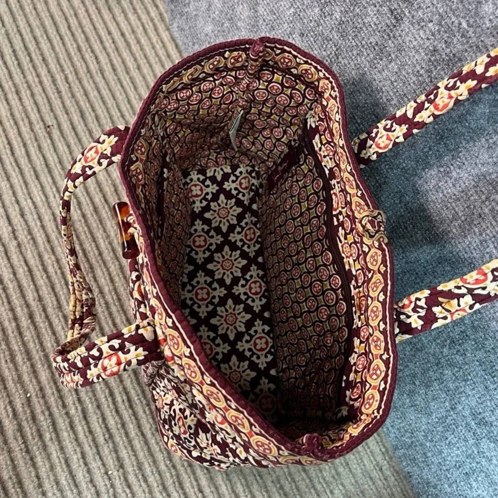 Vera Bradley Symphony in Red Quilted Cotton Tote Bag Burgundy Medallion USA Made